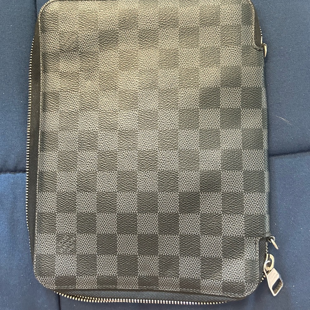 Medium sized Black checkered Louis Vuitton business file folder